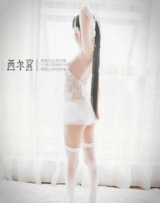 关之琳